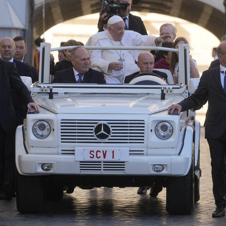 Pope Francis donated a popemobile to serve as a mobile health unit for Gaza children